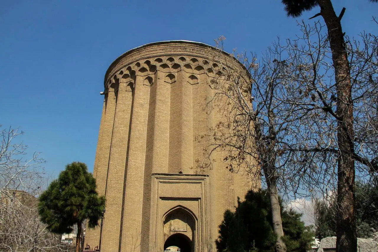 گردش در جاذبه های تاریخی پایتخت که ثبت ملی شده اند