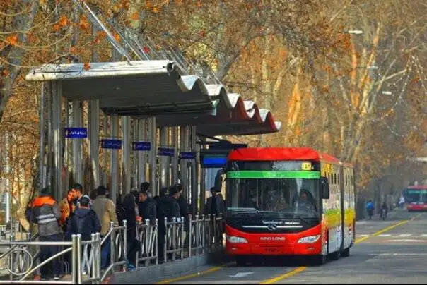 مسافربرهای بی نام ونشان کابوس خیابان های تهران - الهه حسین نژاد تنها یکی از قربانیان ناامنی حمل ونقل در تهران است