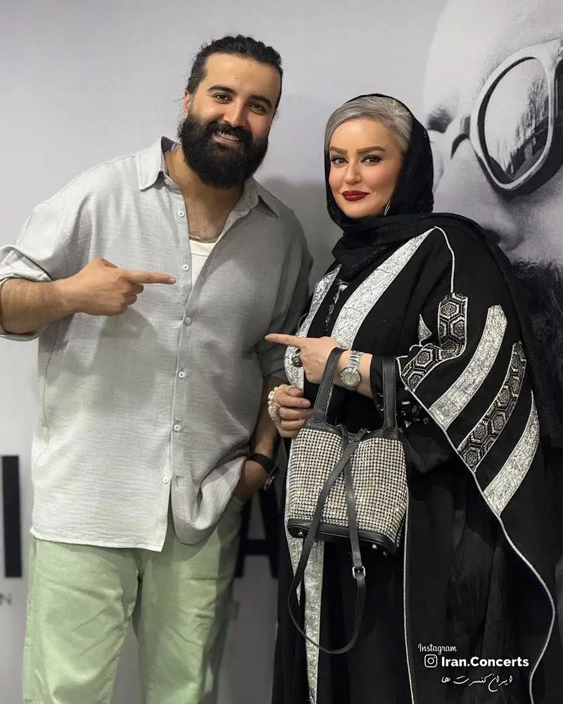 تیپ مجلسی نعیمه نظام دوست در یک کنسرت