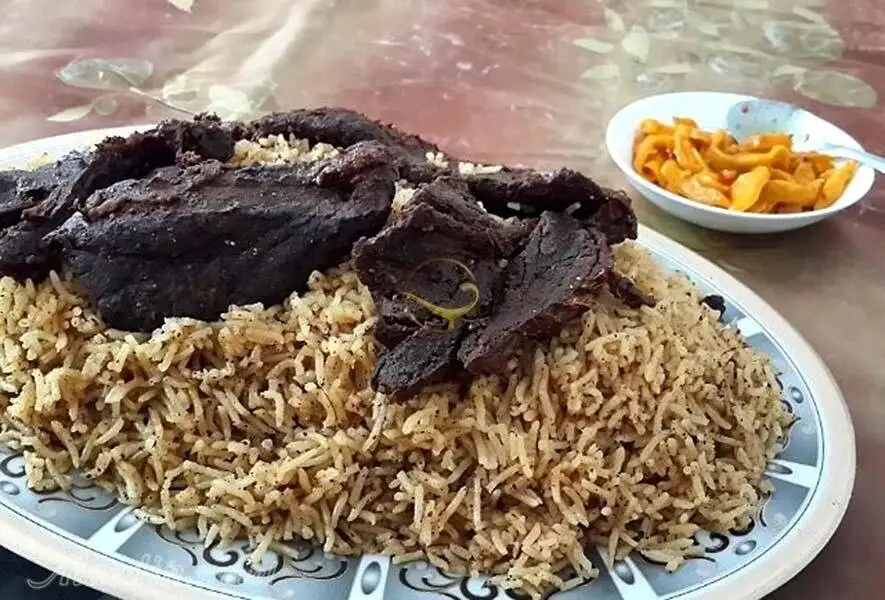 درست کردن تباهگ ؛ غذای لذیذ و اصیل بلوچی در سیستان