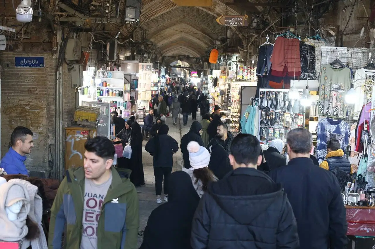 بازارها سرگرم کسب وکارند