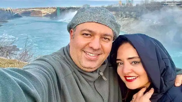 فیلم آواز احساسی - علی اوجی و نرگس محمدی رپ خوندن حتی اینجام انقد خنده دارن نمیشه حس بگیری ...