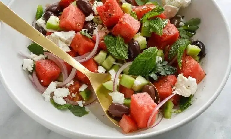 چطوری سالاد سالسای هندوانه درست کنیم؟