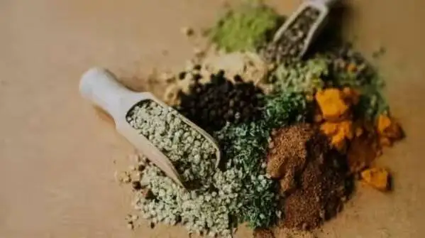 10 خوراکی مهم رژیم مدیترانه ای برای طول عمر بیشتر