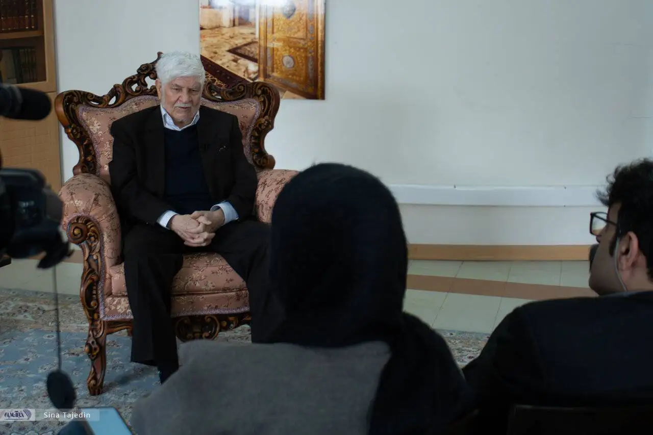 صداوسیما از تفکر مرحوم هاشمی می ترسد نه جسدش - سانسور چهره خاتمی و روحانی جناحی سیاسی است