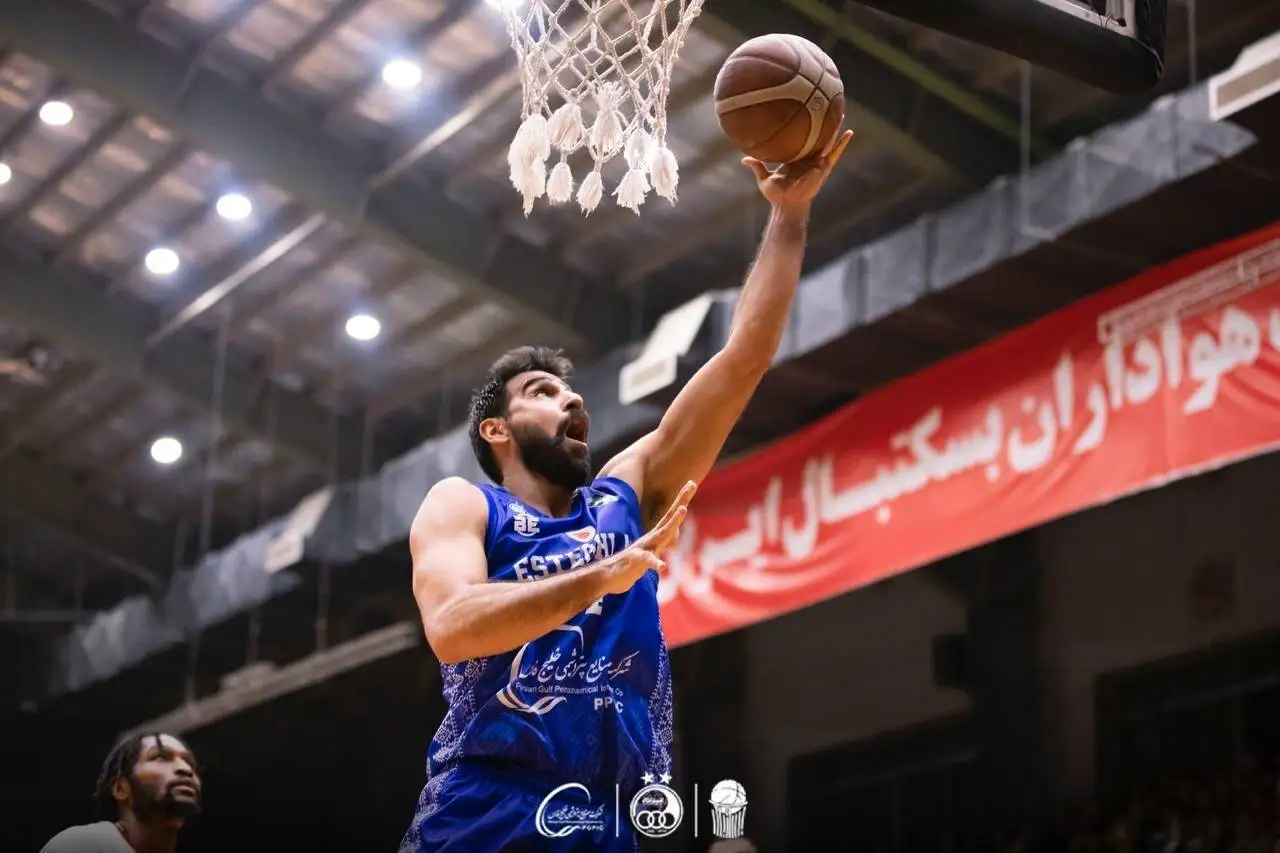 مدیریت حیرت انگیز باشگاه استقلال - بسکتبال کپی فوتبال؛ اعتراض به ناکامی و پول پاشی برای ستاره های تمام شده!