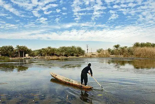 آشنایی با چند مقصد گردشگری رازآلود و شگفت انگیز در گوشه و کنار ایران - جغرافیای جادویی سرزمین ما