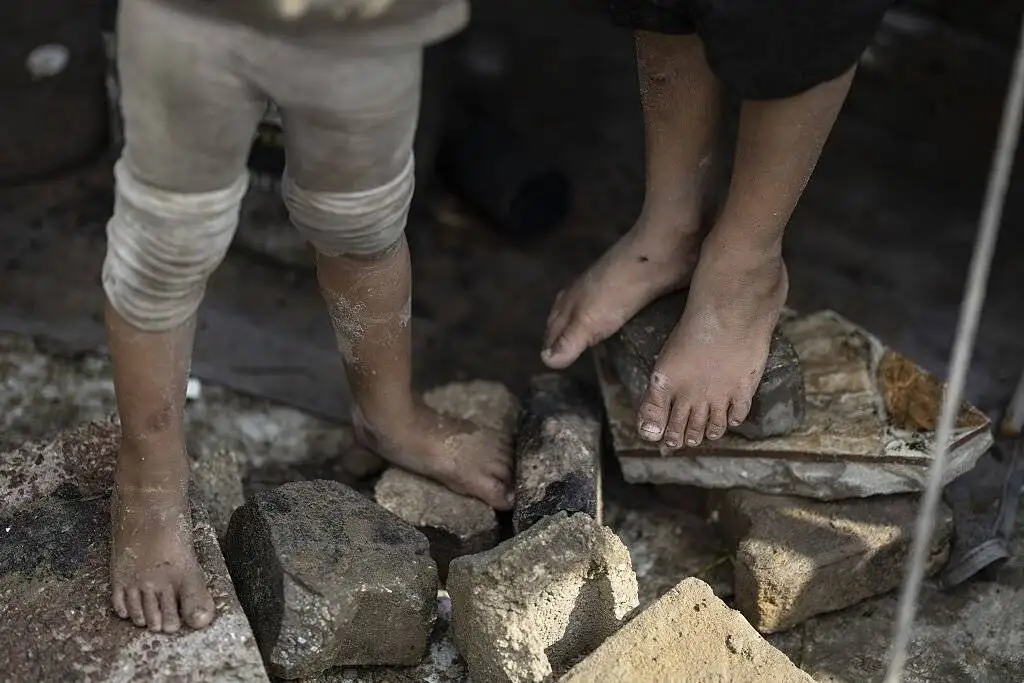 کودکی های ربوده شده