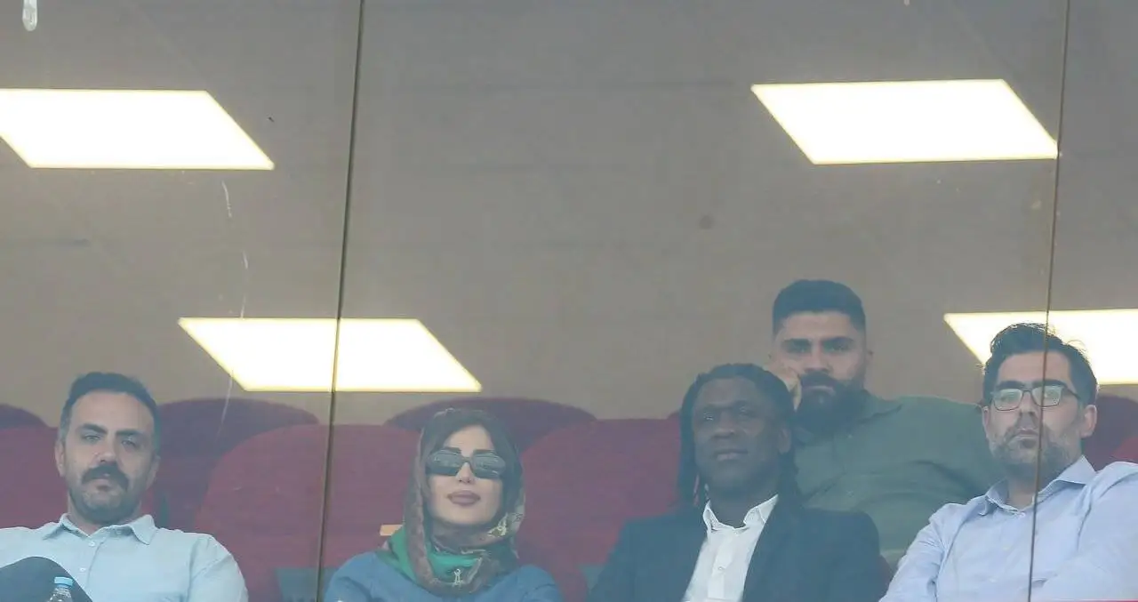 تصویر - سیدورف و همسر ایرانی اش در قلعه حسن خان