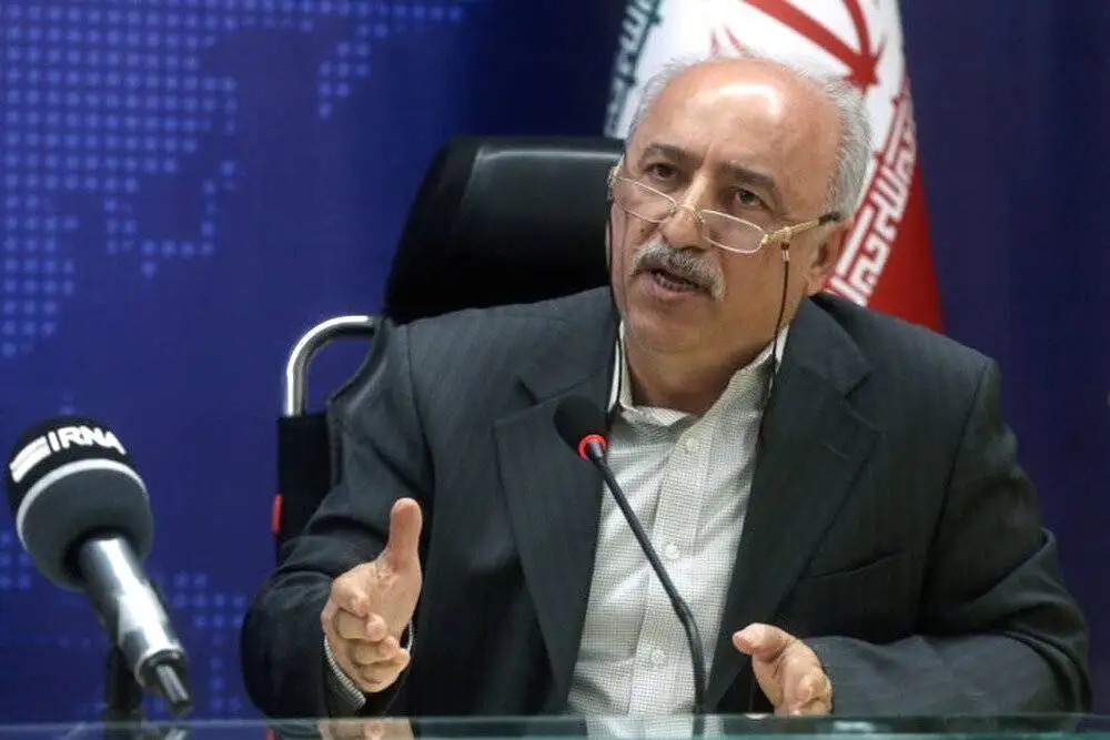 پیش بینی مهم یک کارشناس از ارقام بودجه - افقه: تحقق در آمدهای نفتی و مالیاتی بودجه بعید است