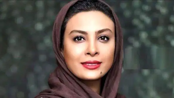 استایل تابستانی خانم بازیگر سریال های تلویزیونی لب دریا - حدیثه تهرانی: دریا هم گهواره رویاست و گورستان...