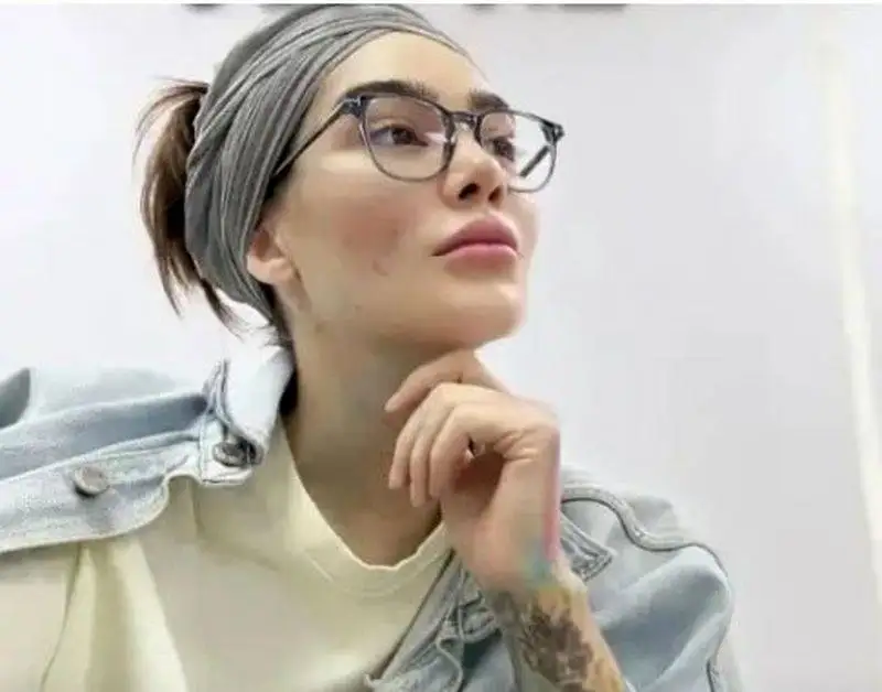 عکس - تغییر چهره بهت آور (یلدا) سریال دلنوازان بعد 15 سال امارات - عکس همه تتوهای دیده نشده سحر قریشی!