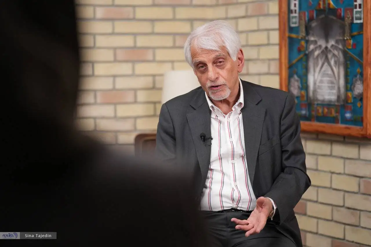 پیش بینی ماجدی از آینده اقتصاد ایران در پساماشه - مردم می خواهند زندگی کنند، نه مبارزه - موضع اروپا در گستره و عمق تحریم ایران مهم است