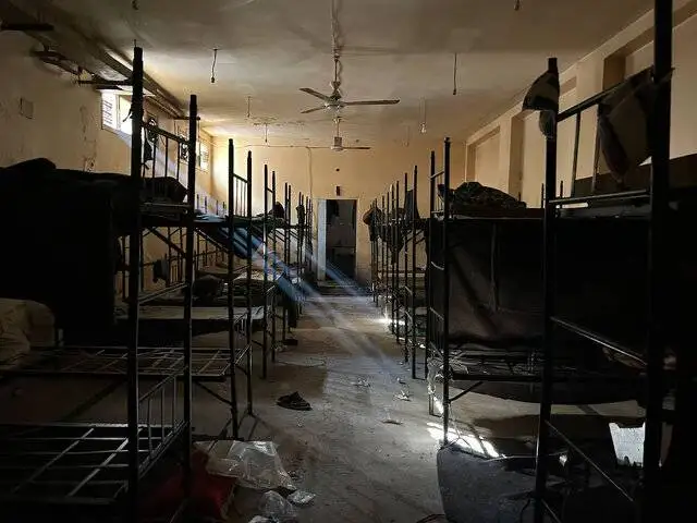 رویترز: جولانی زندان ها را پُر کرد!