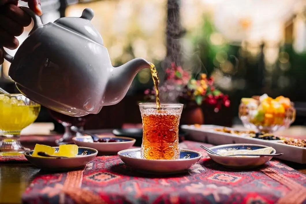 قهوه و نوشابه زیاد ممکن است خطر سکته را افزایش دهد، اما چای می تواند آن را کاهش دهد