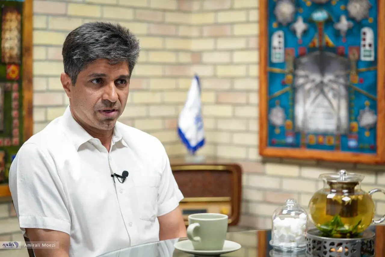 مهاجر شجاعی: شب حادثه احسان حدادی کجا بود؟ - آقای محترم فقط از دو و میدانی برو!