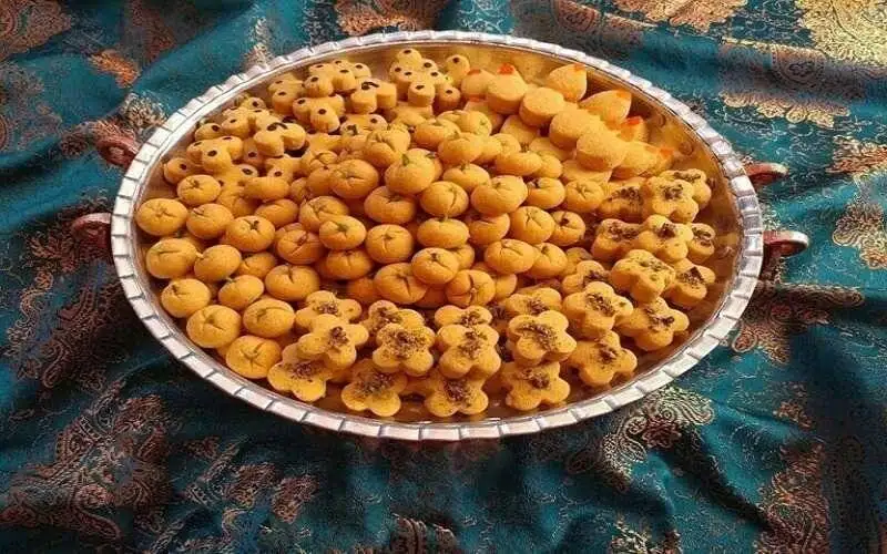 درست کردن شیرینی نخودچی خانگی