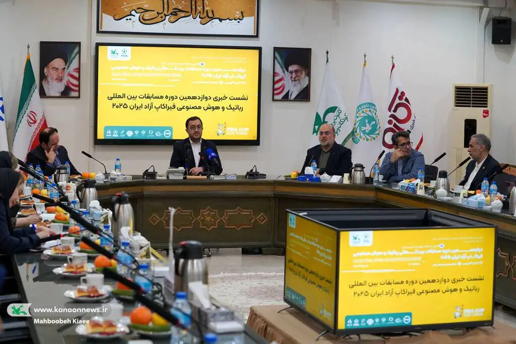 تلاش کانون برای آموزش علوم نوپدید و جریان ساز علمی برای کودکان