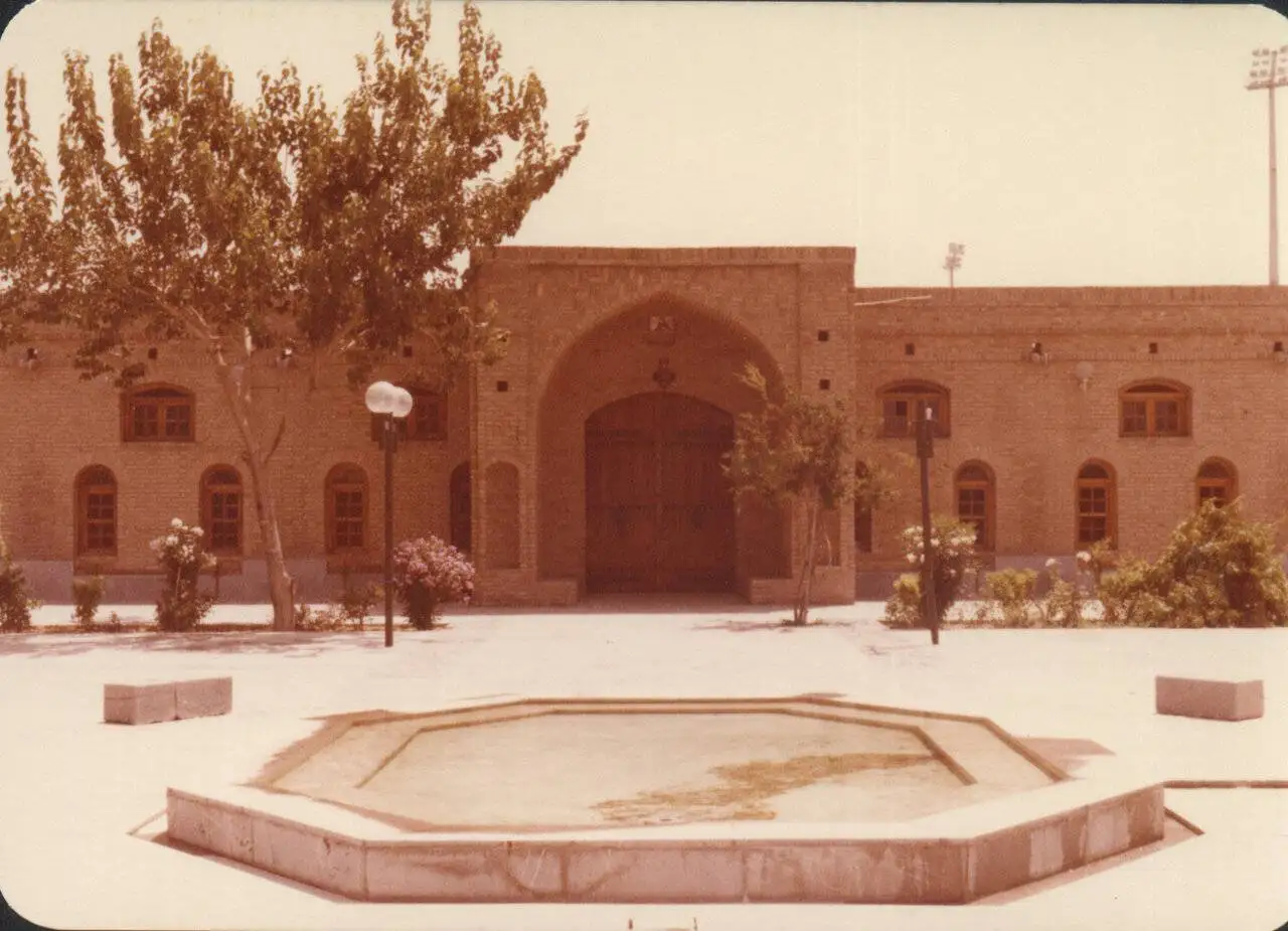 یکی از عجایب تاریخ جهان در این موزه در تهران خفته است - از کالسکه خانه سلطنتی تا موزه تاریخ پزشکی