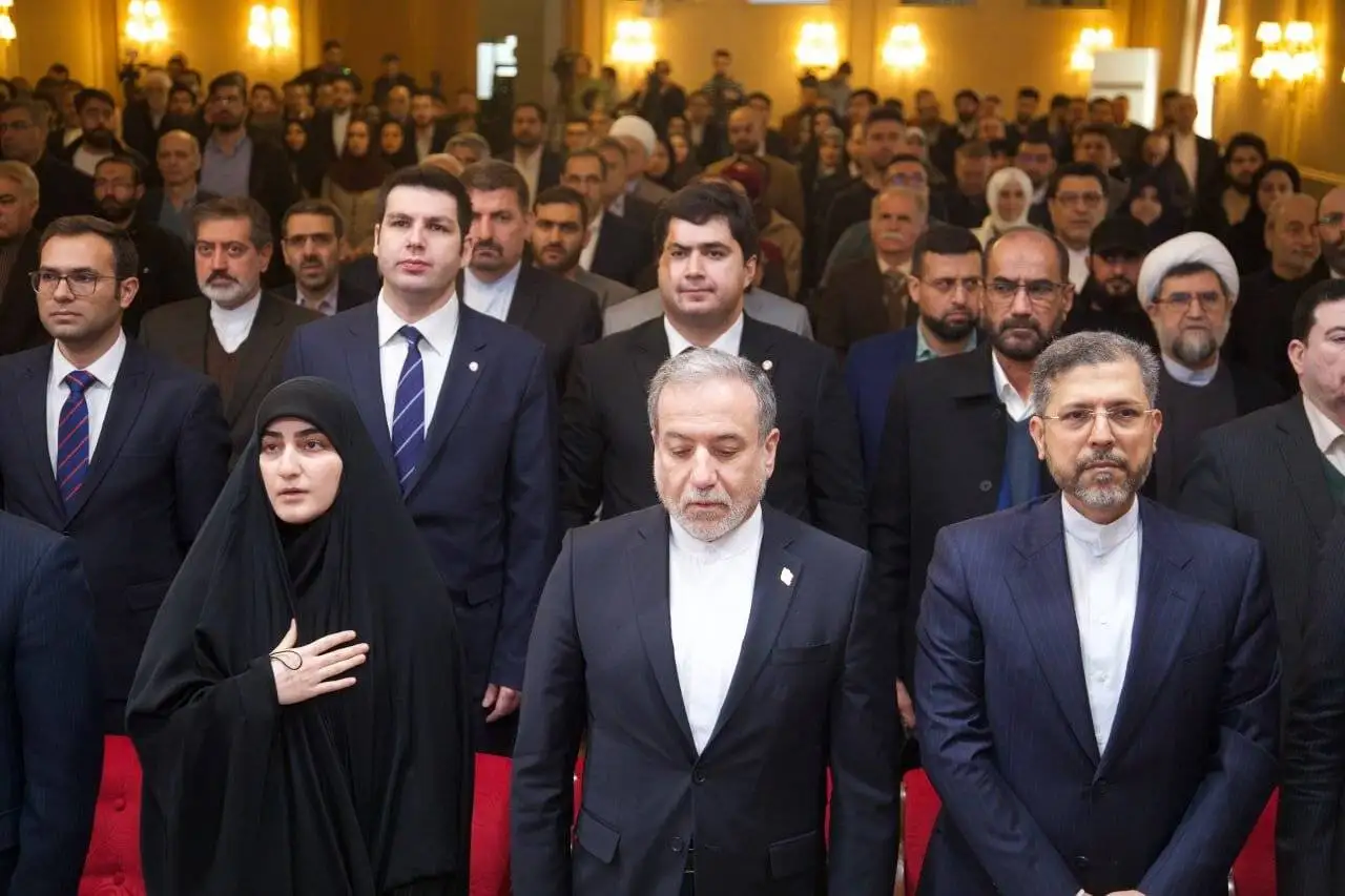 زینب سلیمانی: پدرم دیپلماسی را به طور همزمان به کار می گرفت - تهدید فقط متوجه دولت یا ایدئولوژی نیست