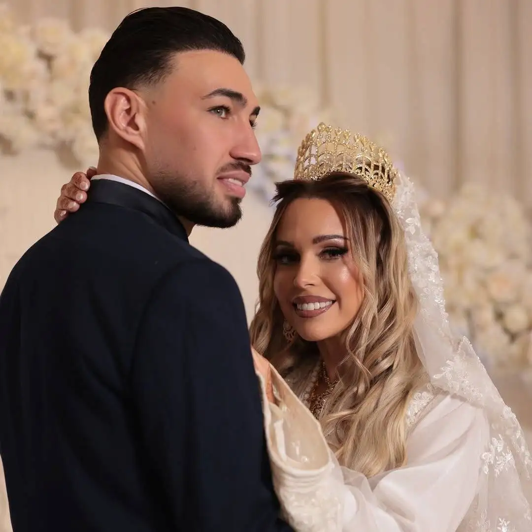 تصویر - ستاره استقلال دور از ایران داماد شد