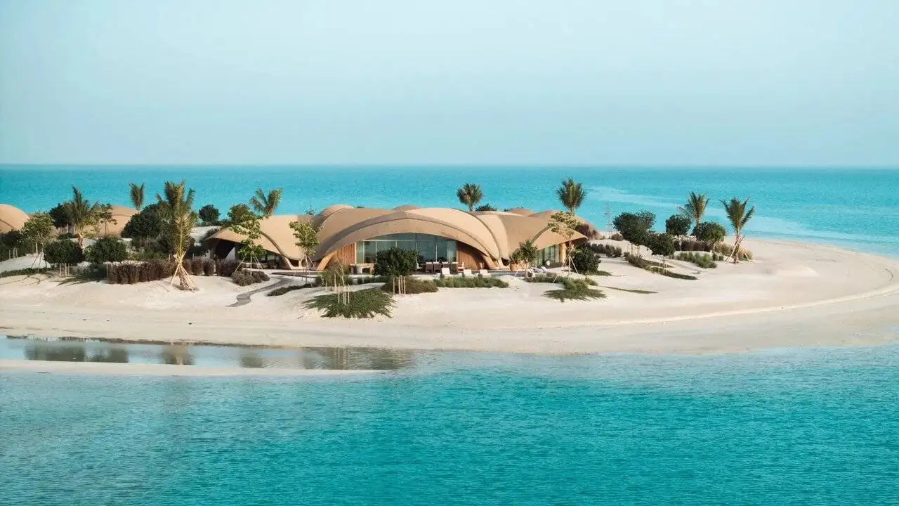 تصویر - خرید لاکچری رونالدو و جورجینا در عربستان؛ دو ویلای شگفت انگیز در بهشت خصوصی دریای سرخ!