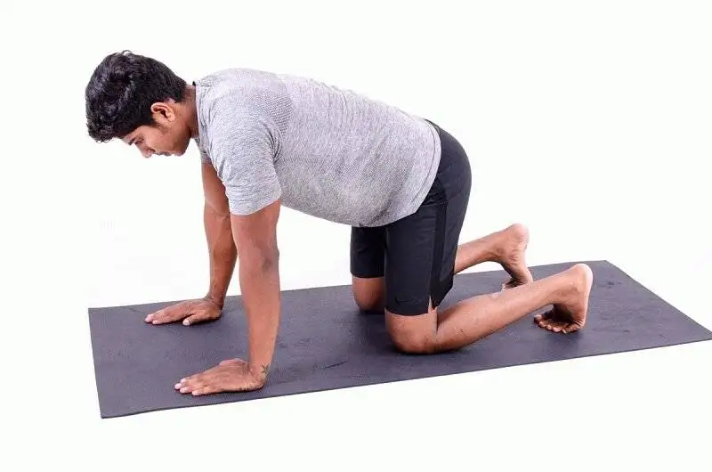 7 حرکت کششی برای خواب بهتر