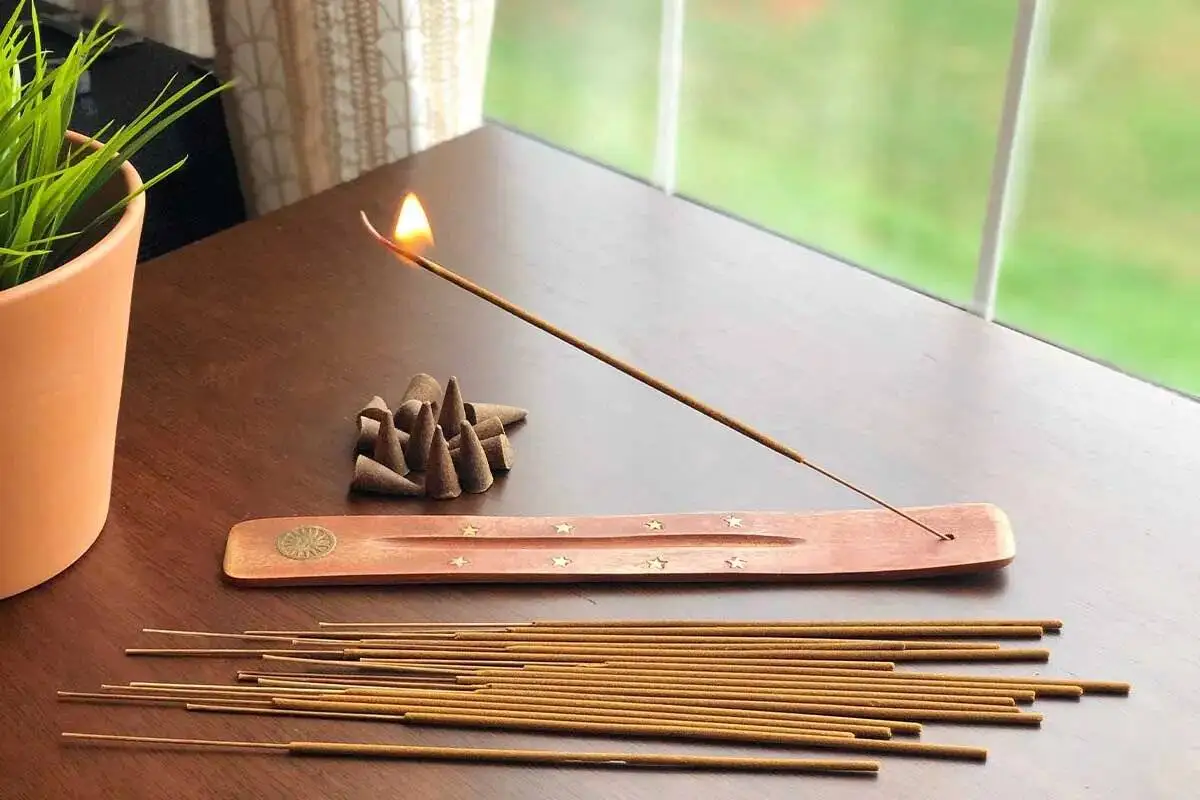 راز داشتن خانه ای همیشه معطر - تکنیک های طبیعی و صنعتی خوشبو کردن منزل را بشناسید