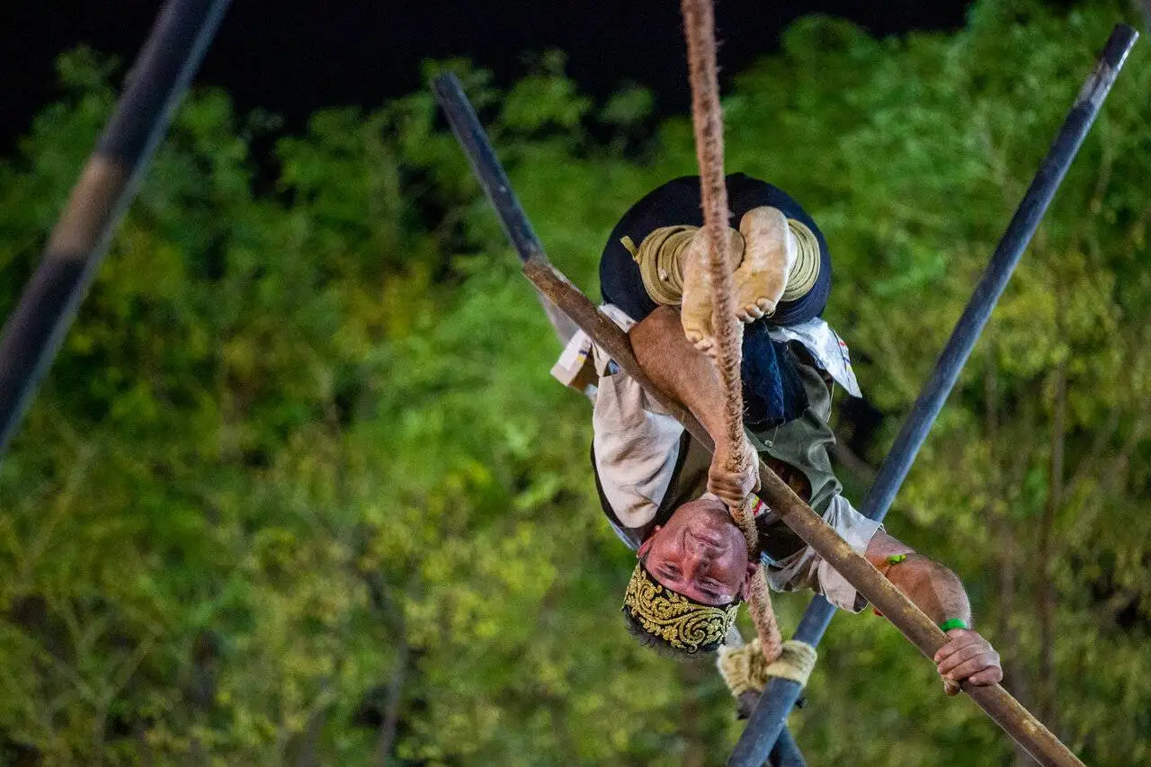 از سیاه بازی خردسالان تا اجرای هیجان انگیز زوج لافندباز گیلانی - عکس