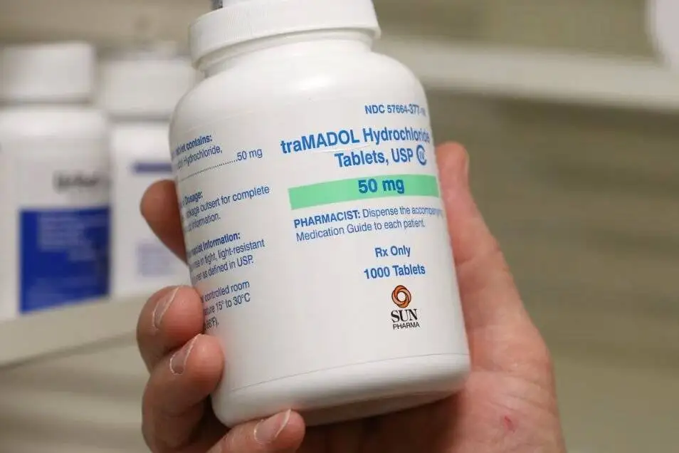 این مسکن خطرناک در عطاری ها هم پیدا می شود! - مصرف بالای ترامادول بدون نسخه در ایران