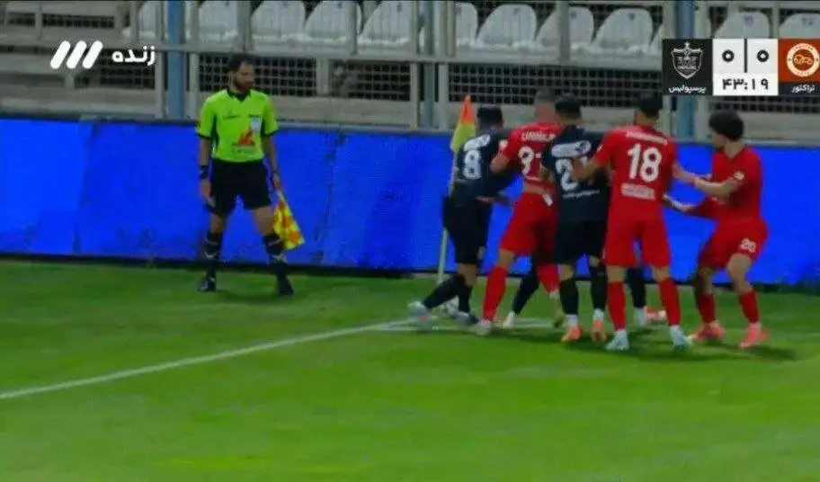 عکس - لحظه ناب فوتبال در لیگ برتر ایران