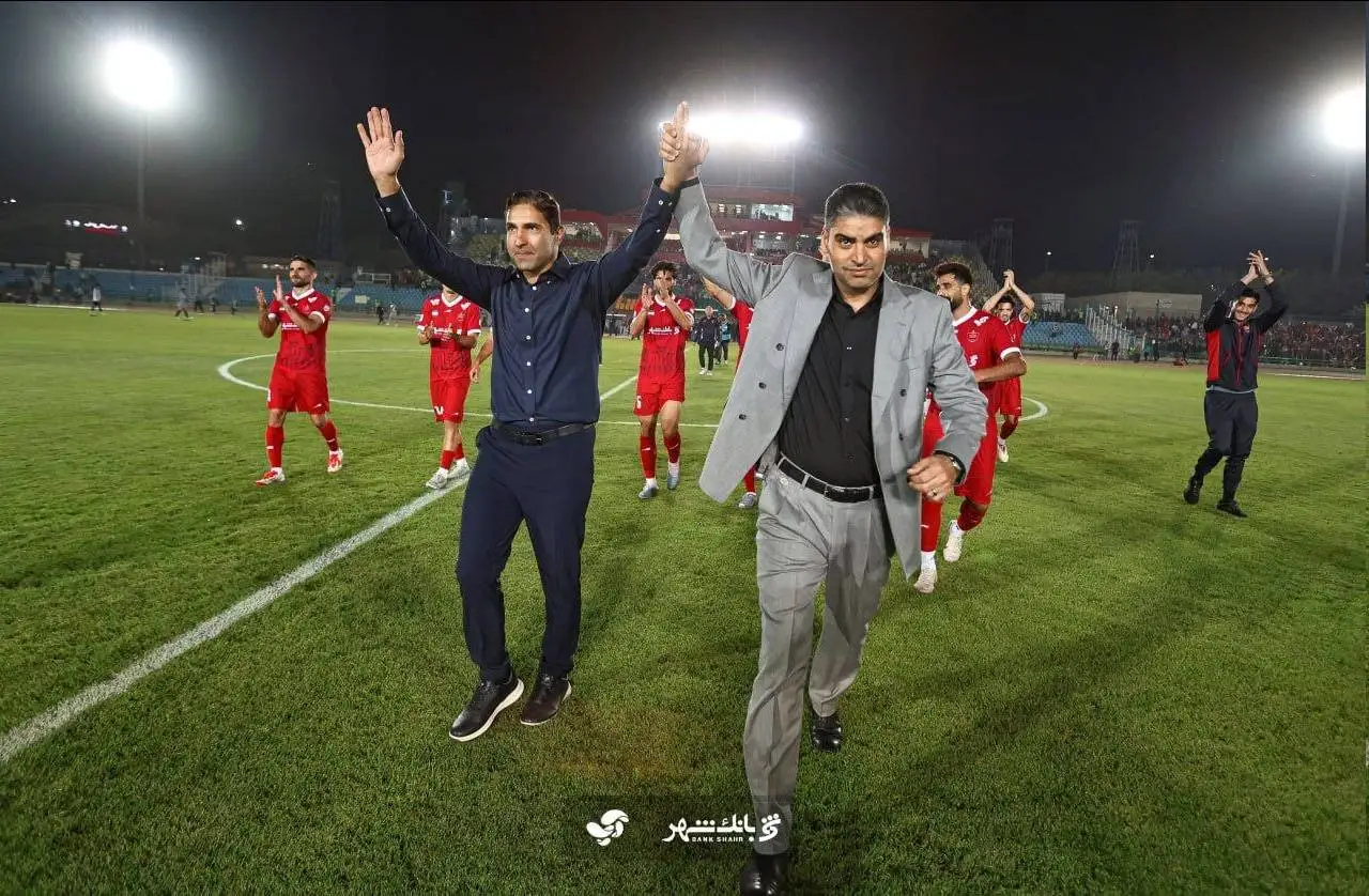 عکس - حمایت از هاشمیان یا خداحافظی با او؟!