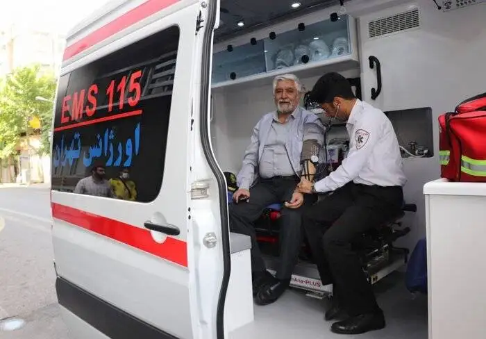 دمای طبیعی بدن در بزرگسالان چقدر است؟ ؛ دلایل و علائم گرمازدگی 