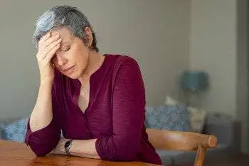 یائسگی؛ پایان دوران باروری یا آغاز زندگی تازه؟! - چرا بعضی زنان از یائسگی راضی اند و برخی افسرده؟