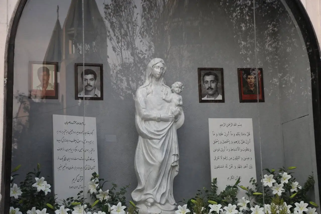 ایستگاه بعد؛ مریم مقدس