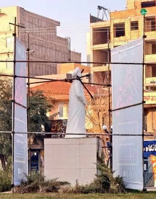 واکنش شهرداری ارومیه به تصویر پرحاشیه از سعدی در این شهر - عکس