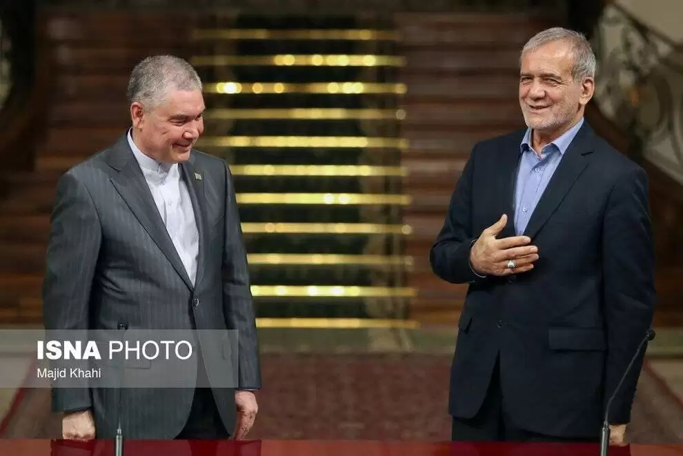 تصاویر - امضای 4 سند همکاری مشترک میان ایران و ترکمنستان