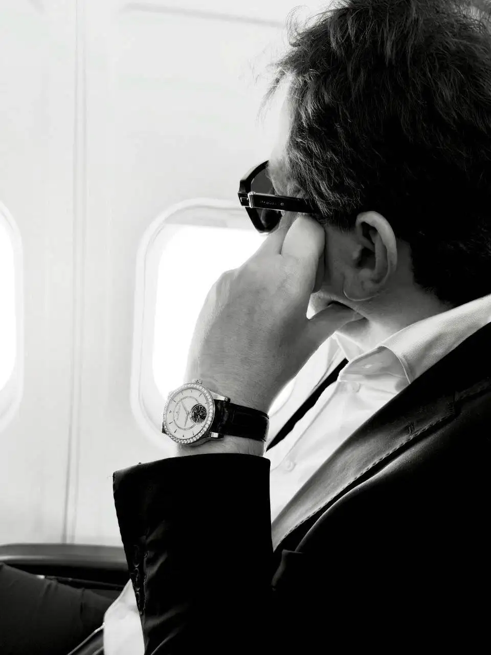 تصویر - ساعت 12 میلیارد تومانی جدید بانک زنجانی!