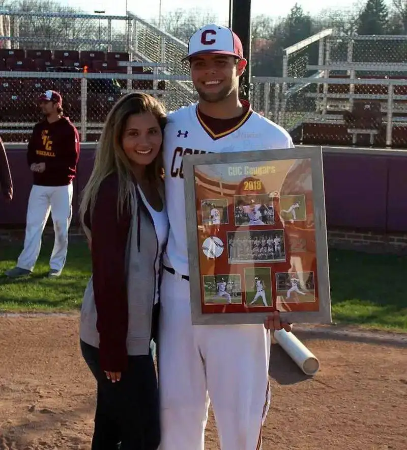 رابطه غیرقانونی معلم فوتبال آمریکایی با دانش آموز 15 ساله؛ 60 سال زندان