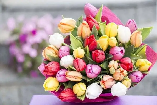 12 نکته طلایی برای افزایش طول عمر دسته گل طبیعی