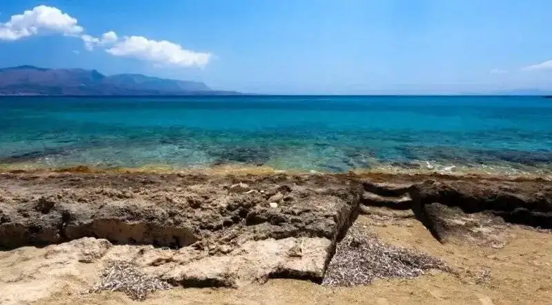 این شهرهای باستانی در دریای مدیترانه غرق شده اند - عکس