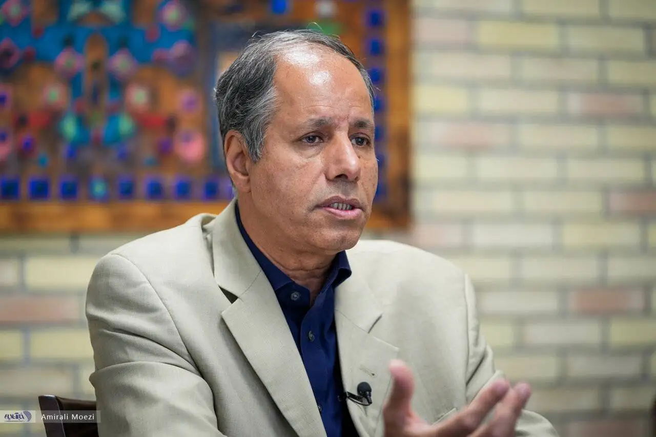 بهانه جویی برای گرانی انرژی - اورعی: (بد مصرفی) مردم هم تقصیر مسئولین است - دولت پس از شوک ارزی، در پی تحمیل شوک انرژی است