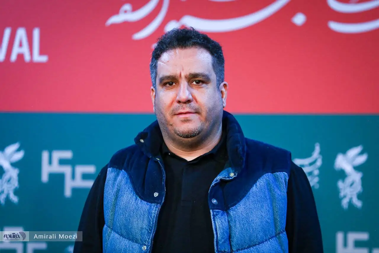 تصاویر - از بغض و ناراحتی تا ماجرای کاهش وزن آقای بازیگر؛ فتوکال و جلسه خبری فیلم سینمایی (پل) در جشنواره فجر