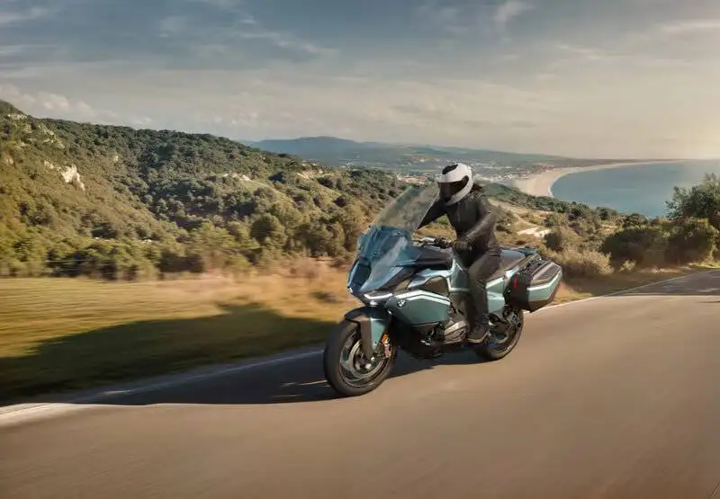 معرفی قوی ترین موتور باکسر تازه نفس bmw - ترکیبی از قدرت، فناوری، و راحتی در کلاس اسپرت و تورینگ