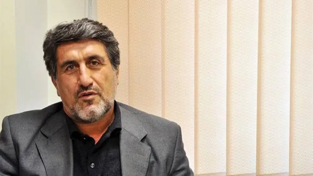 آمار 72 درصدی تورم غذا یعنی نوری قزلجه ضعیف ترین وزیر جهاد کشاورزی پس از انقلاب است - آمارها از وجود 4 تا 7 میلیون نفر فقیر مطلق در کشور خبر می دهند