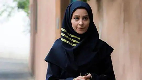 النار حبیبی : یه پروژه ای بود بعد 3 روز بهم گفتن ماجرا چیه و من از لوکیشن زدم بیرون و کار به تهدید کشید ، تهدیدم کردن ممنوع الکارت می کنیم