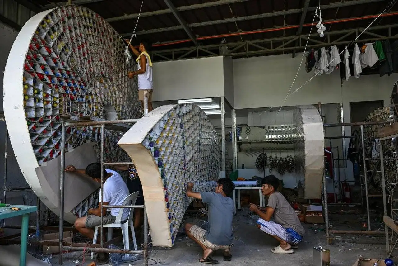 جشن فانوس ها در کریسمس فیلیپین