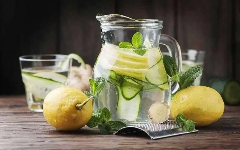 نوشیدنی های کم کالری و بدون قند برای تابستان