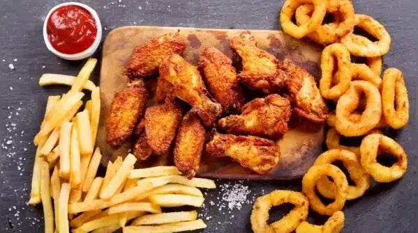 این غذاها خطر سرطان را افزایش می دهند