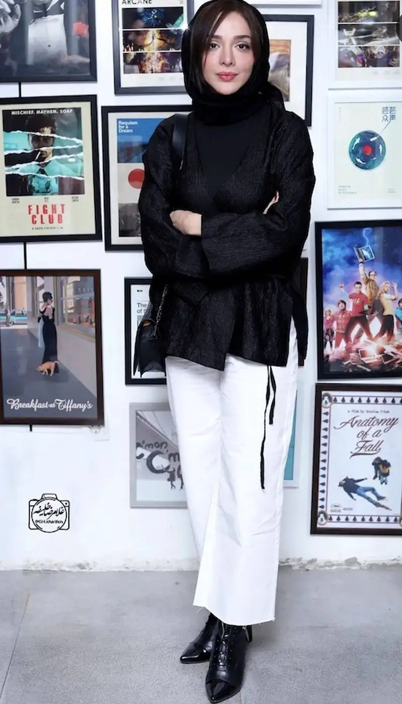 تصاویر - المیرا دهقانی زیباتر از همیشه در جشن امضای کتاب ... - خوش استایل و تیپ مینیمال 